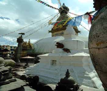 DSCF0010.Nepal, Stupa Kathesimbhu